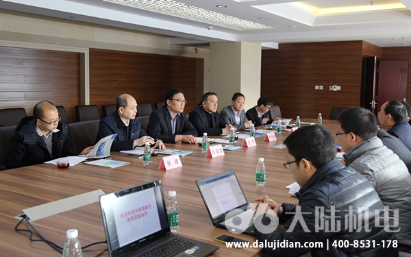 ��½����