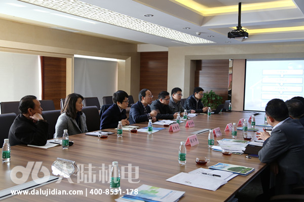 ��½����